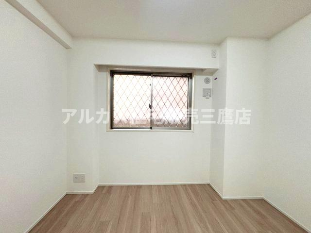 グランスイート三鷹下連雀 の洋室