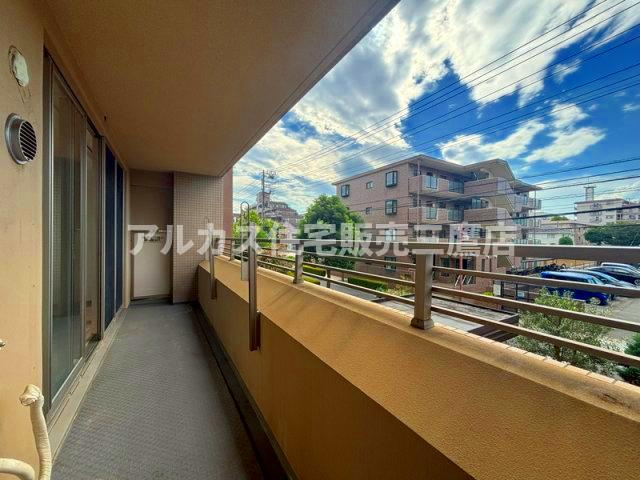 グランスイート三鷹下連雀 のバルコニー