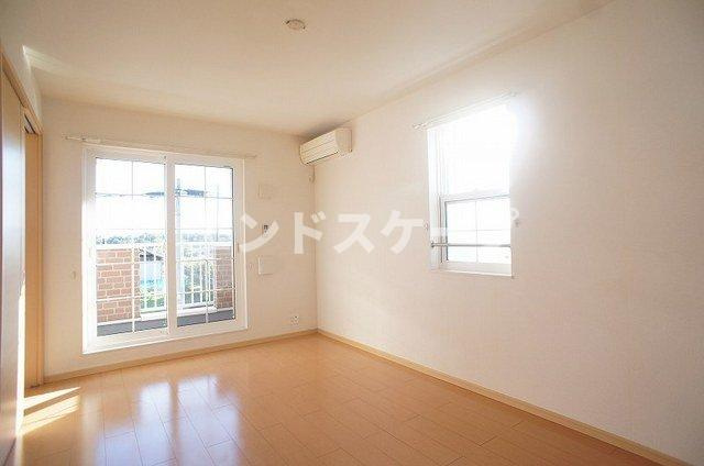 ファイン・グラースⅠの居間・リビング|高崎、前橋のお部屋探しはエンドスケープまで！お客様の理想お聞かせ下さい♪