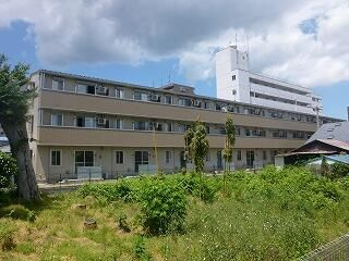 ウィステリア八幡