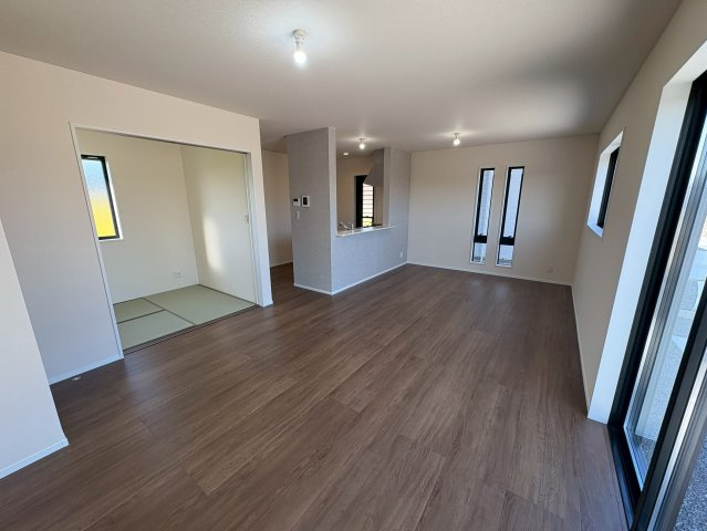 【居間・リビング】の画像