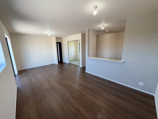 【居間・リビング】の画像