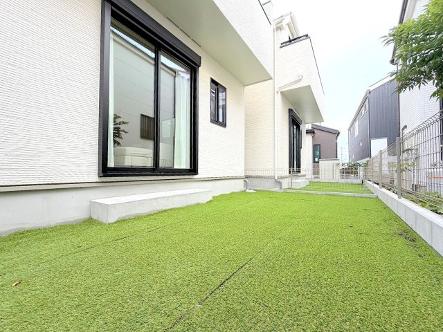 昭島市拝島町2丁目全2棟　新築分譲の庭