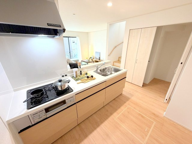 昭島市拝島町2丁目全2棟　新築分譲のキッチン
