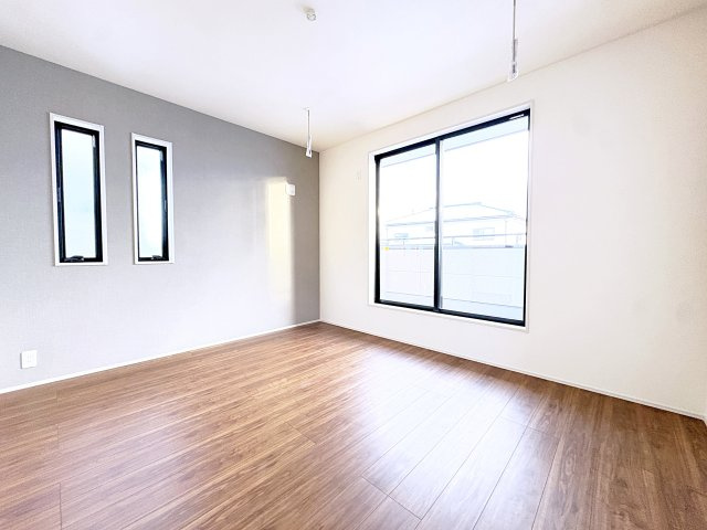 新築戸建・新築建売　平野第8　平野小・平野中の洋室|7帖の洋室は広々としておりご夫婦の主寝室におすすめです！