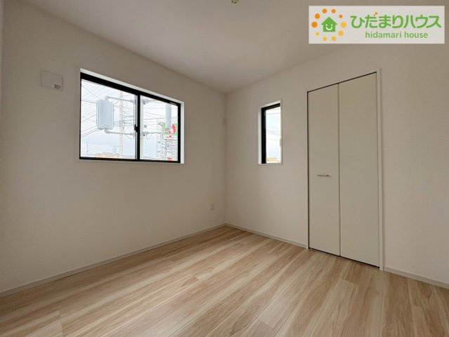 日立市東町3期　新築戸建　1号棟の洋室|窓が多く、明るい空間を演出してくれます(*^^*)