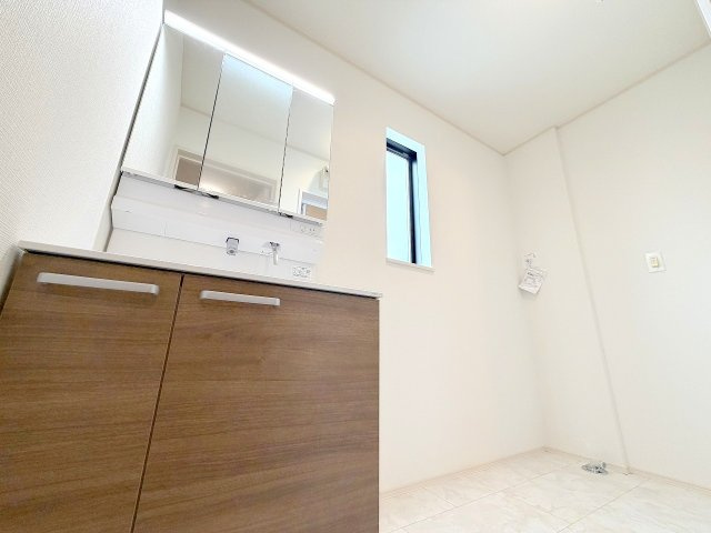 昭島市拝島町2丁目全2棟　新築分譲の洗面所