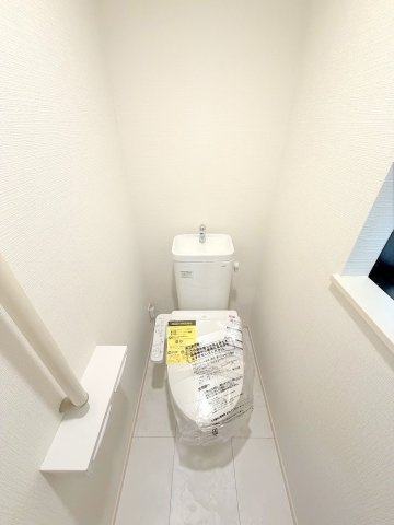 昭島市拝島町2丁目全2棟　新築分譲のトイレ