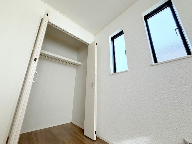 昭島市拝島町2丁目全2棟　新築分譲の収納