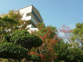 日商岩井芦屋ガーデンヒルズＣ棟の外観