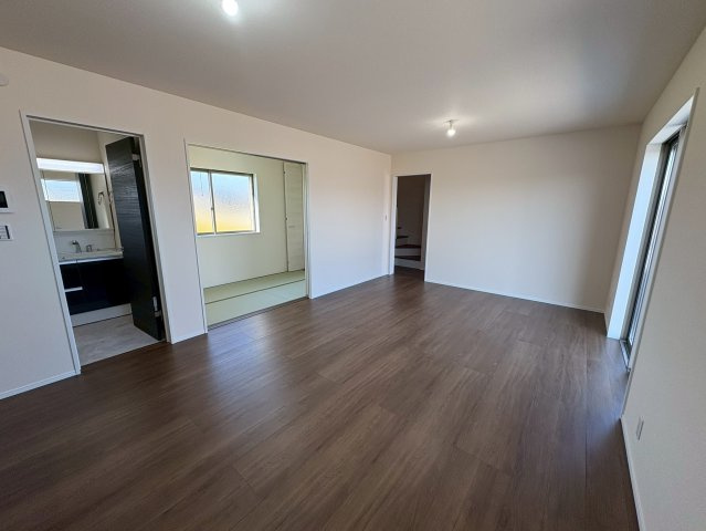 【居間・リビング】の画像