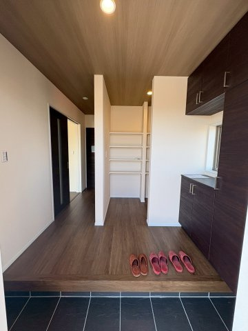 【玄関】の画像