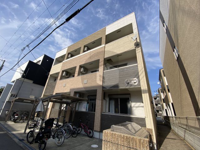 フジパレス城東諏訪2番館の外観