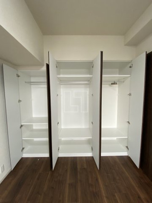 【収納】 | MJR堺筋本町タワー | MJR堺筋本町タワー　クローゼット