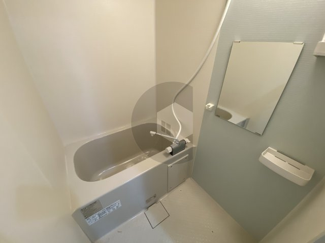 ルナテラス近大前の浴室