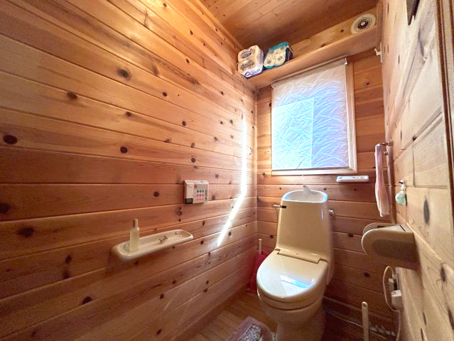 中古戸建　上水内郡飯綱町大字高坂のトイレ