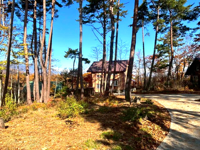 中古戸建　上水内郡飯綱町大字高坂の前面道路含む現地写真