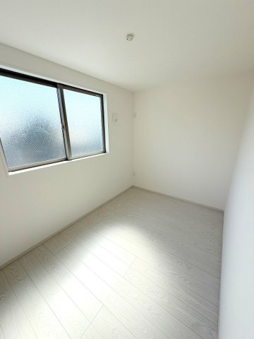 福生市熊川全3棟　新築分譲の洋室