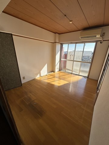 佐賀市木原２丁目の賃貸マンションの洋室