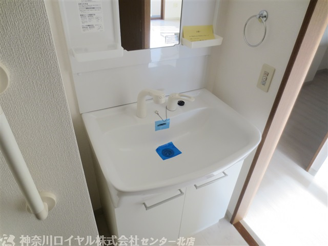 【独立洗面台】