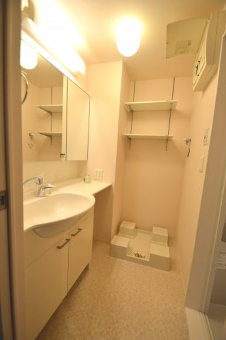 【洗面所】