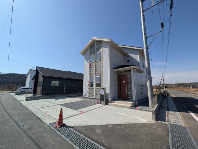 【前面道路含む現地写真】 | ブルーミングガーデン安中市板鼻ー①