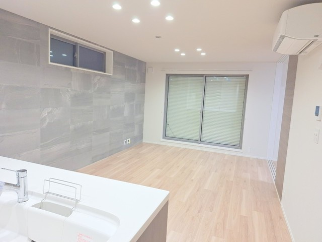 クラスペディア神楽坂の居間・リビング|★ゆとりある１５.９帖のリビング★