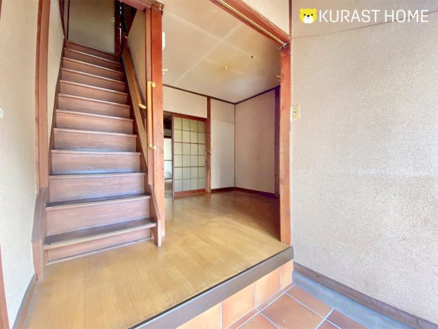 向日市鶏冠井町東井戸　貸家の玄関