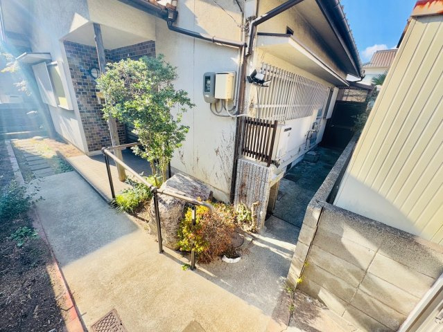 広畑区吾妻町戸建てのエントランス