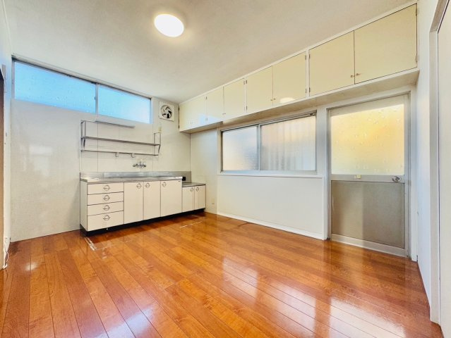 広畑区吾妻町戸建ての居間・リビング