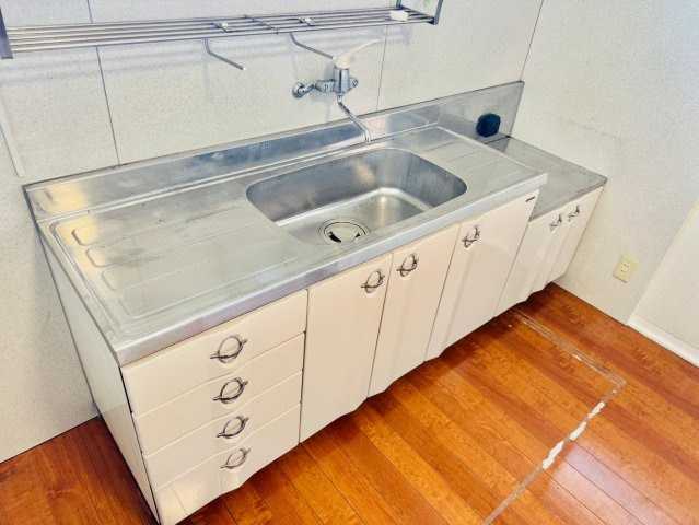 広畑区吾妻町戸建てのキッチン