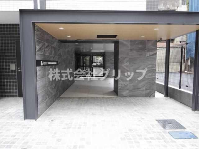 LEXE横濱関内のエントランス