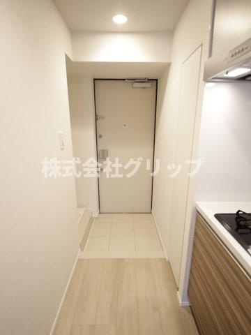 LEXE横濱関内の玄関