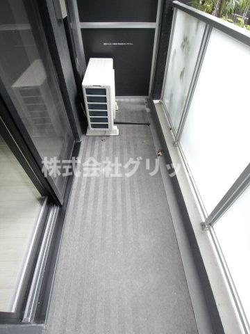 LEXE横濱関内のバルコニー