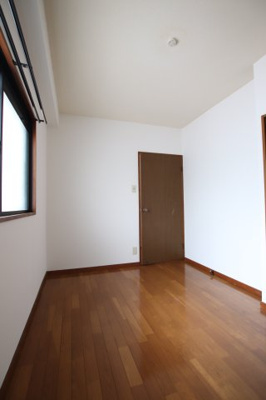 【洋室】 | ヴィラ狭山