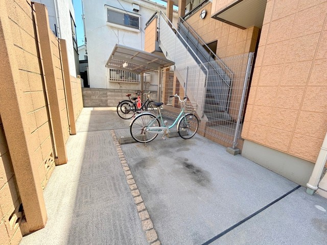 マハロハイムのその他共用部分|★屋根付き駐輪スペース★