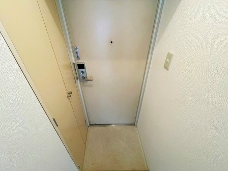 グリーンピア大塚の玄関