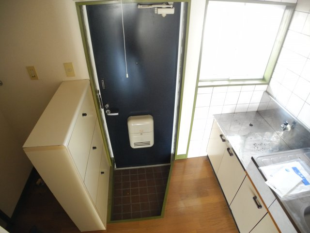 プチメゾン小川の玄関|※室内画像は別号室のもの