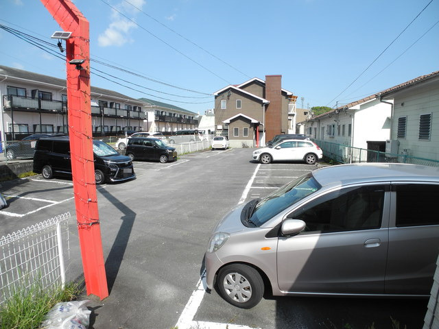 プチメゾン小川の駐車場