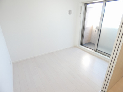 【寝室】 | Maison ailes 岩塚