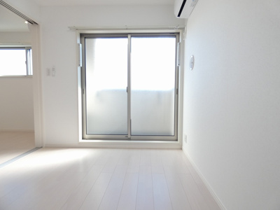 【寝室】 | Maison ailes 岩塚