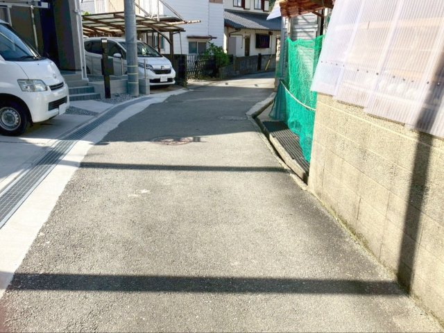 糟屋郡篠栗町大字乙犬　土地の前面道路含む現地写真|前面道路の様子です！（セットバック要）