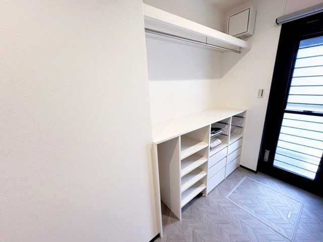 海南市大野中３号棟のその他|ランドリールーム