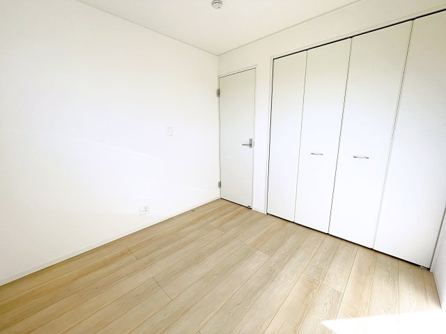 新築戸建・新築建売　西郷村米堀川向＜耐震+制震＞米小・西郷一中の洋室|光と風をしっかり取り込める2面採光の洋室！心地よい暮らしを実現できます！