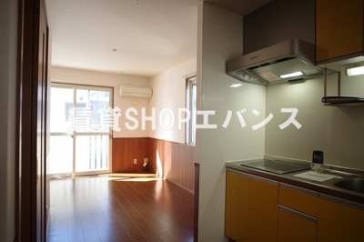 【居間・リビング】 | らら・ベイⅢ | おしゃれなリビングです