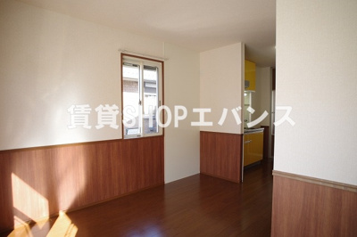 【寝室】 | らら・ベイⅢ | 使い勝手のいい寝室です