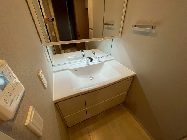 ワコーレ芦屋レフィーナの洗面所