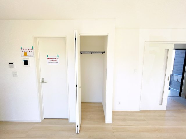 新築戸建・新築建売　西郷村米堀川向＜耐震+制震＞米小・西郷一中の収納|棚付きクローゼットは衣類だけでなくバッグや帽子も綺麗に収まる収納力が魅力です！