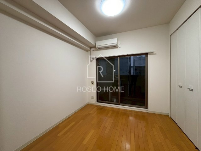 レジディア京町堀の洋室