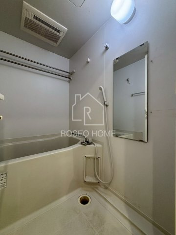 レジディア京町堀の浴室